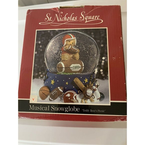Vtg St Nicholas Square Musical Snow‎ Globe Teddy Bear Picnic (Football) Sports - Picture 7 of 9